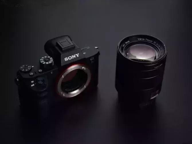 微单相机推荐排行榜性价比高,推荐5款值得购买的高端微单相机