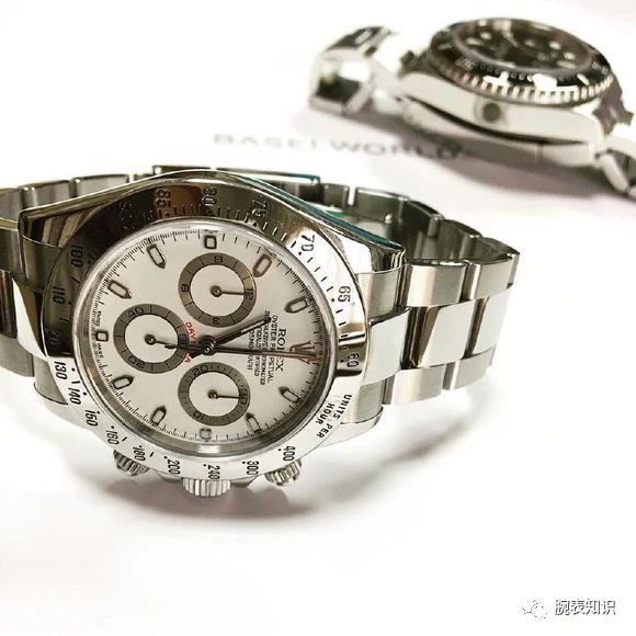 N厂V8版劳力士迪通拿复刻4130机芯与AR厂详细评测对比