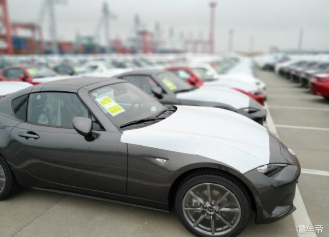 比较帅气又便宜的敞篷跑车排行,平民硬顶敞篷跑车有哪几款