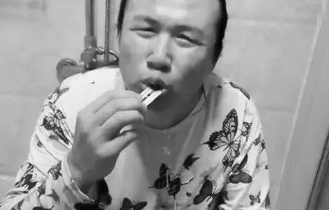 吸毒人吞刀片是怎么回事,吸毒吞食异物为什么躲避惩罚