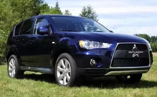 2010年汉兰达3.5二手车卖多少钱,2012款汉兰达3.5排量二手车价格