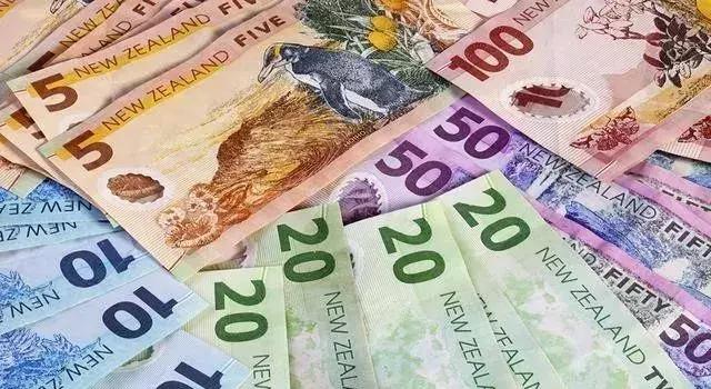 入境其他国家要小费,入境中国带多少美金现金