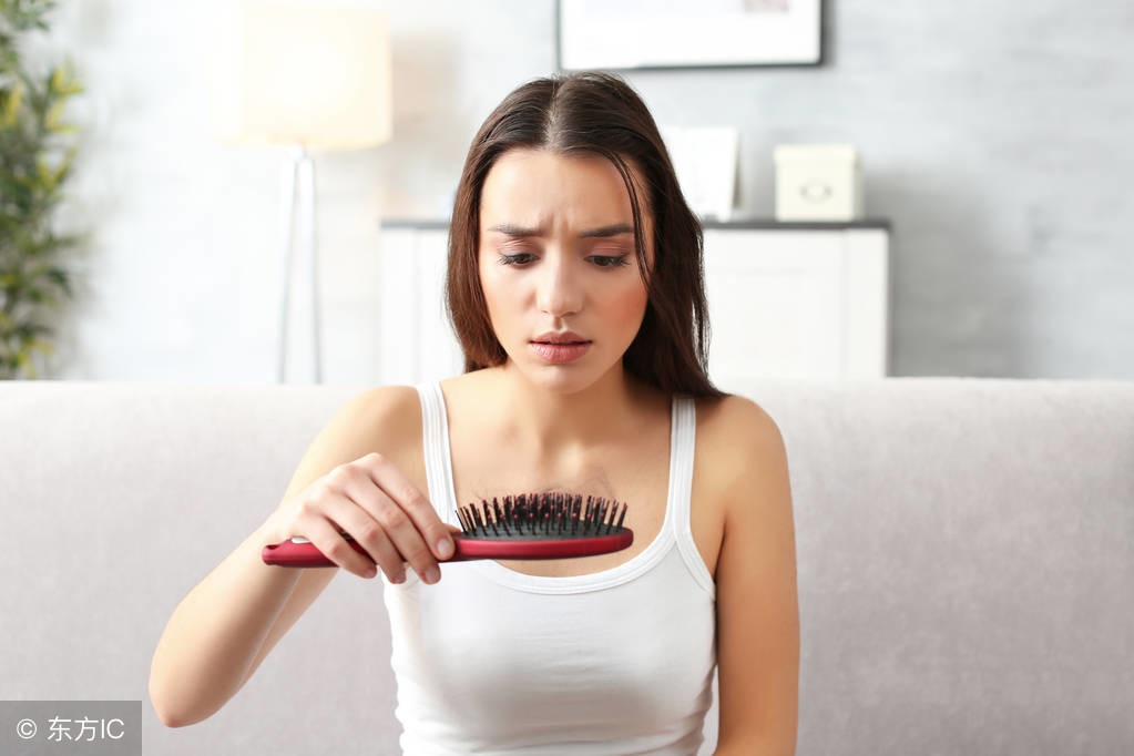 脱发严重是什么原因呢怎么解决,严重脱发什么原因