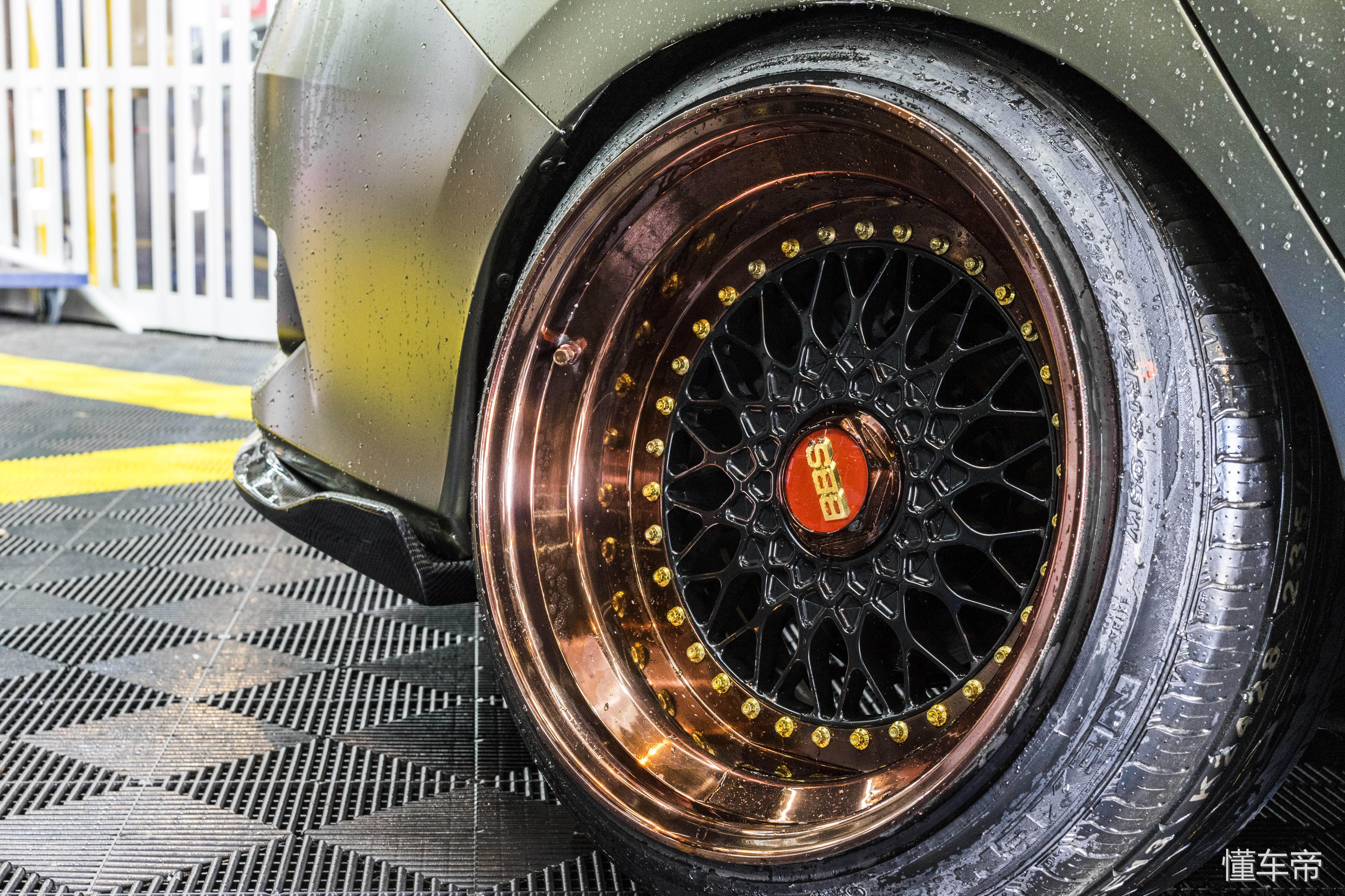 12款高尔夫gti和16款思域怎么选 (思域vs高尔夫gti)