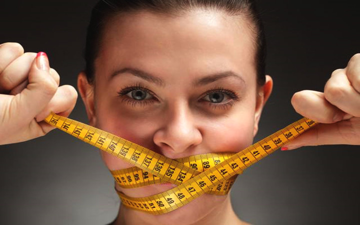 头发变细还脱发,头发漩涡处脱发