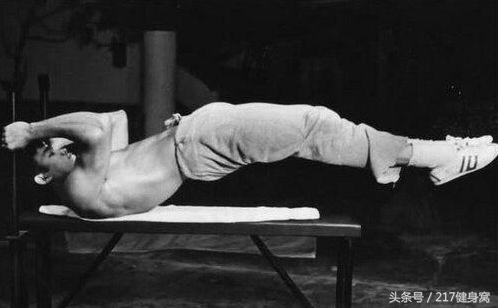 李小龙的训练到底有多恐怖,李小龙的训练强度人能承受得了吗