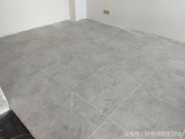 瓷砖美缝剂沾到衣服上怎么去除,美缝剂粘在瓷砖上怎么清理