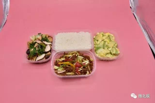 让北辰区老人吃的更舒服！每天15元，饭菜送到家~