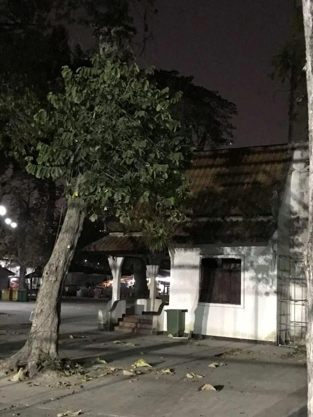 盘点:炼尸房边、大海之滨和群山环绕的泰国十大神奇球场