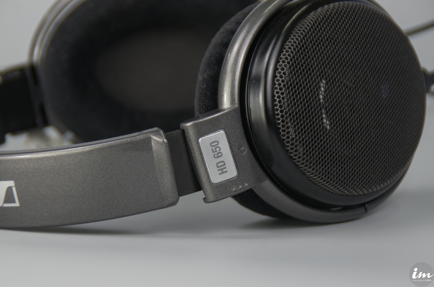 头戴式hifi耳机推荐hd600,k701耳机对比hd600