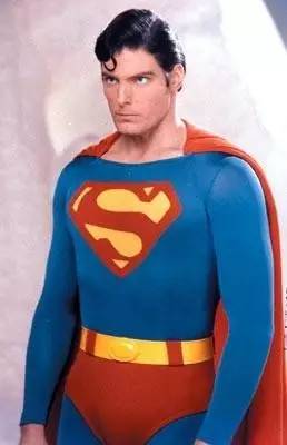 超人的男主角名字,超人男主角叫什么名字