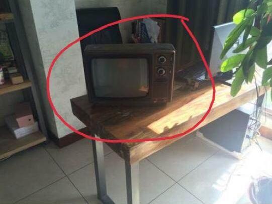 旧电视显像管改鱼缸,老电视机改装鱼缸