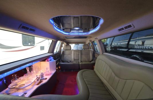 中国悍马越野车2022款多少钱,中国悍马12米加长版需要多少钱