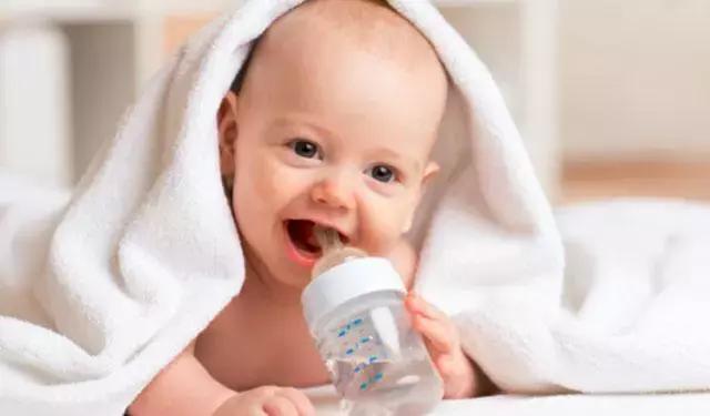 新生儿的这些“不正常”其实都是正常现像~