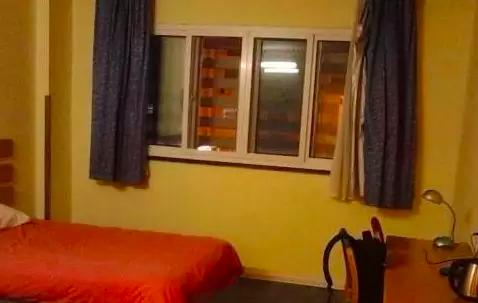 开好房，保洁问我是不是公考生，然后发给我这个，看完我哭了……