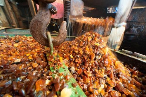 蜜蜡圈到底有多坑,蜜蜡上面全是小圆坑