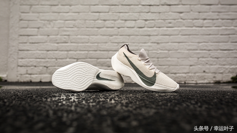 夏天也能拥有的高级感,夏天除了椰子还能穿什么鞋
