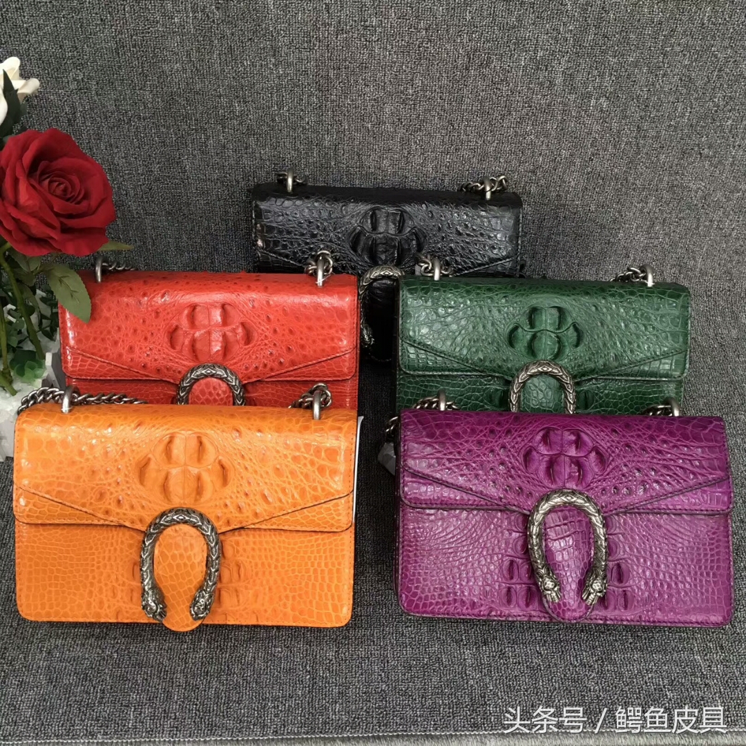 秋冬手袋流行元素,热门手袋款式