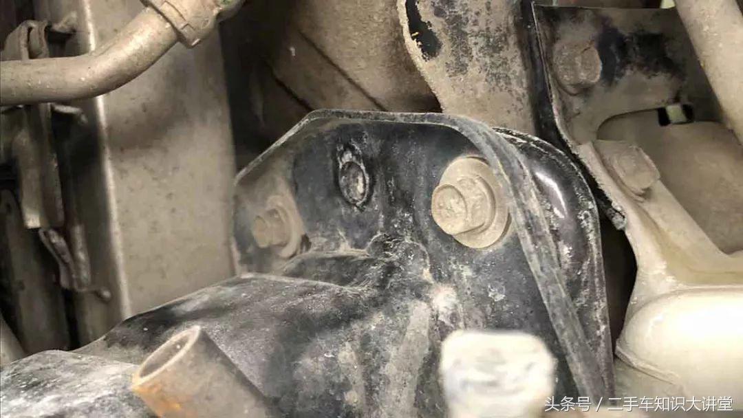 他长途奔袭1200公里，却买到一台重大事故车！