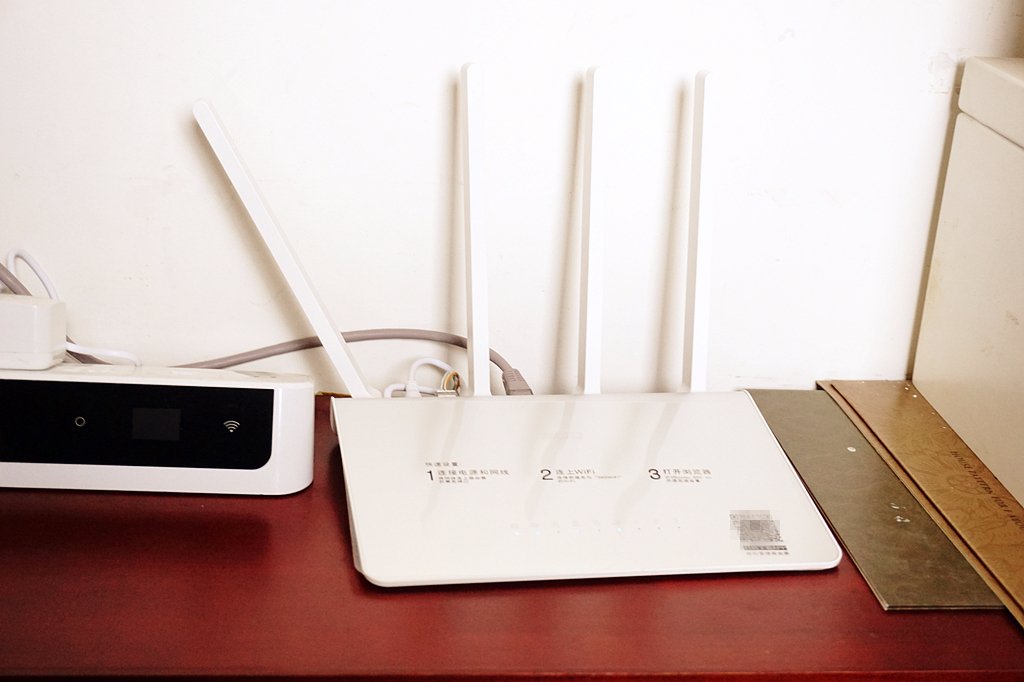 360安全路由t2光纤级双频智能路由,360路由器哪款穿墙最好