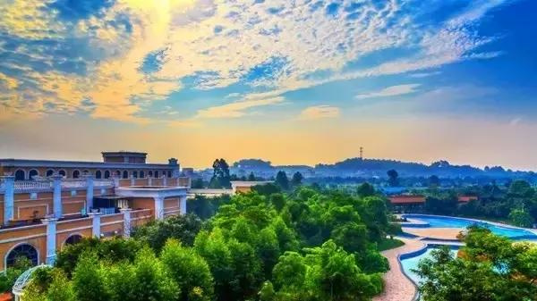 住佛山三水芦苞温泉度假村，泡长命温泉水，游古色长岐古村