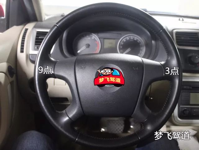 方向盘如何防止打反,方向盘怎么打才能减少安全隐患