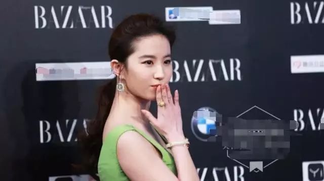 女神杨幂吻戏视频,赵丽颖与杨幂吻戏