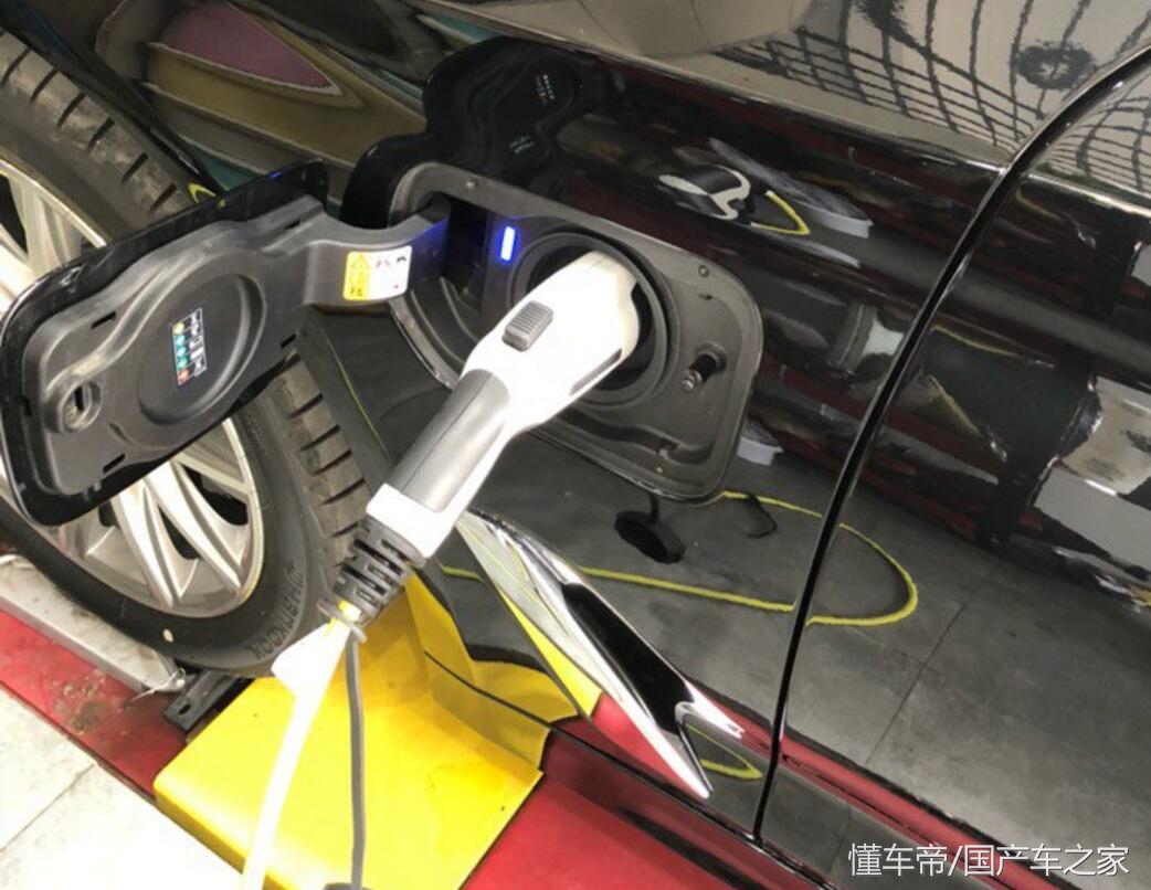 宝马530le油耗怎么到10几了,宝马530le多少秒破百