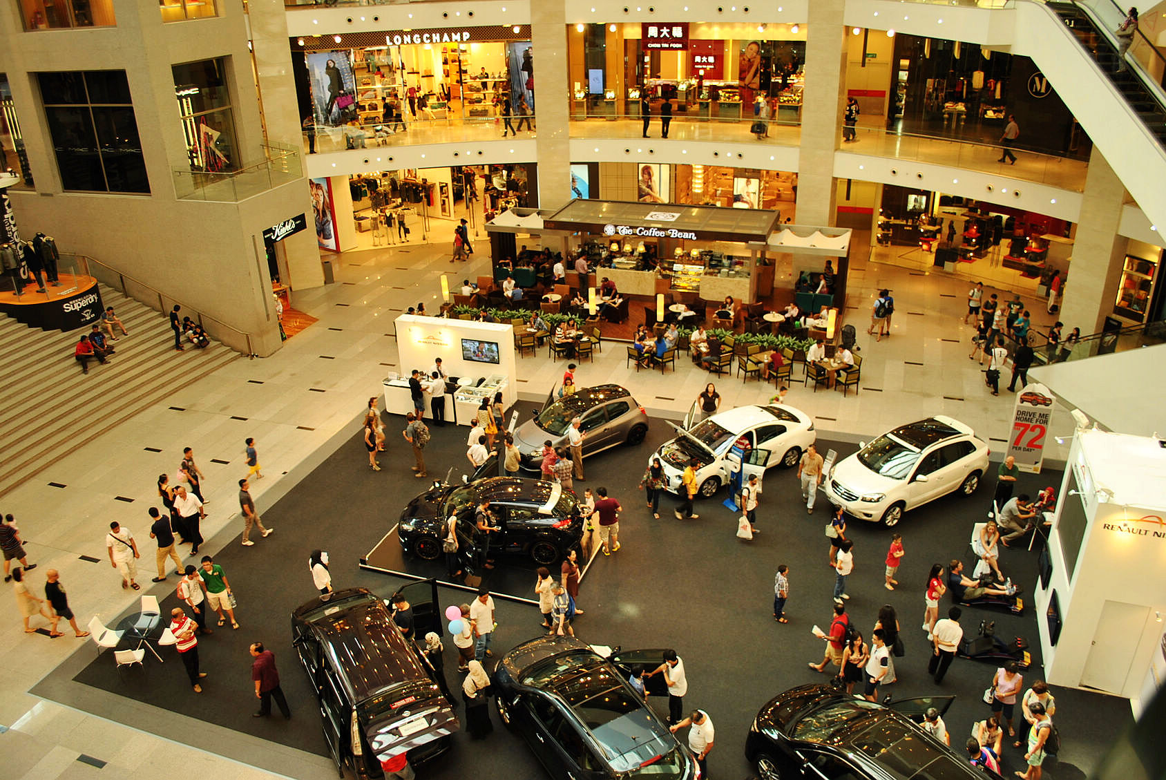 国人又开始到国外买买买!我们应该反思什么?