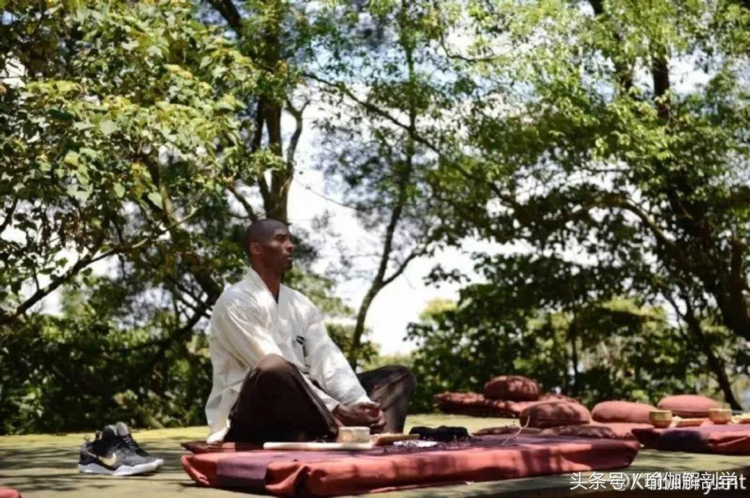 医生说练瑜伽害处大,无数中国女人正在被瑜伽毁掉身体