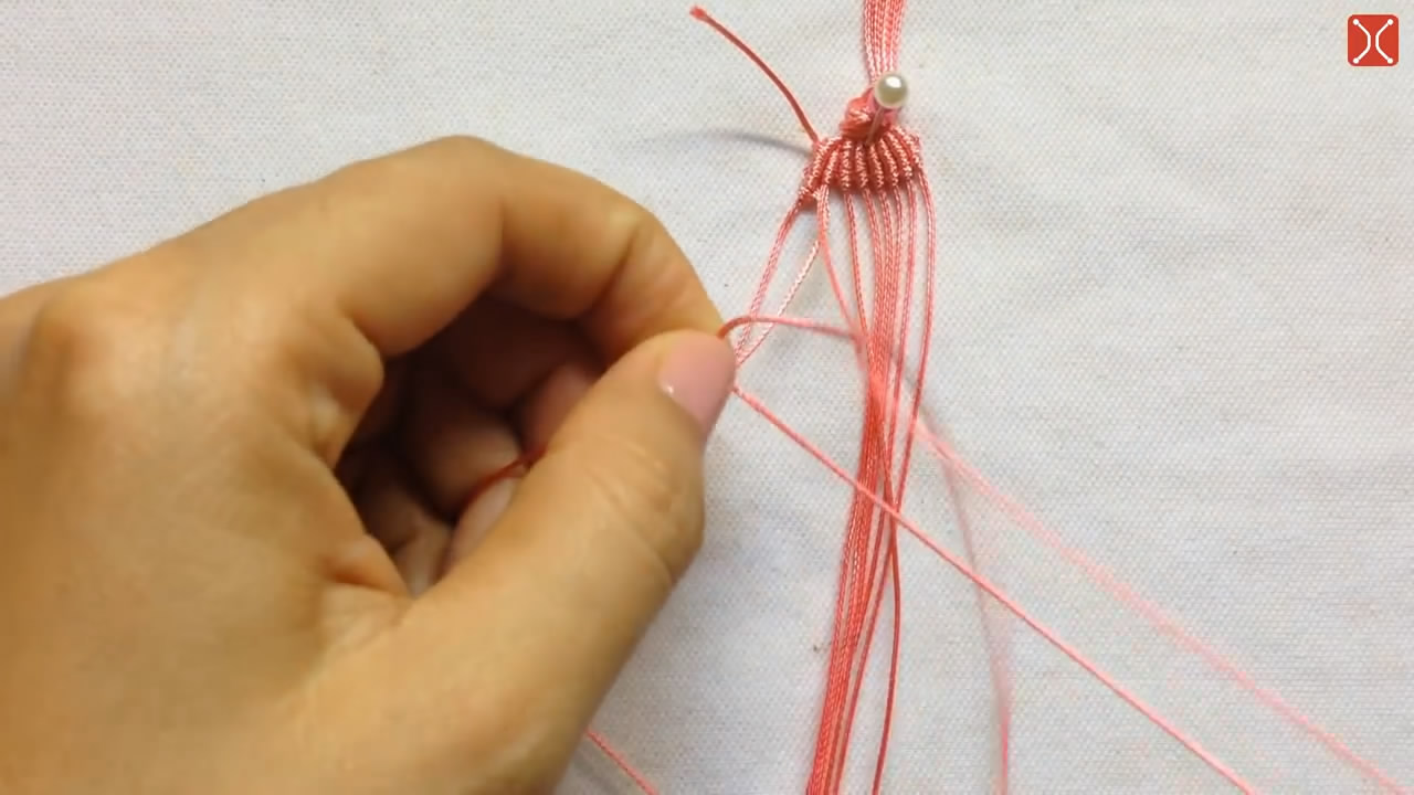 编绳手链的编织方法大全,最简单编绳手链的编织方法