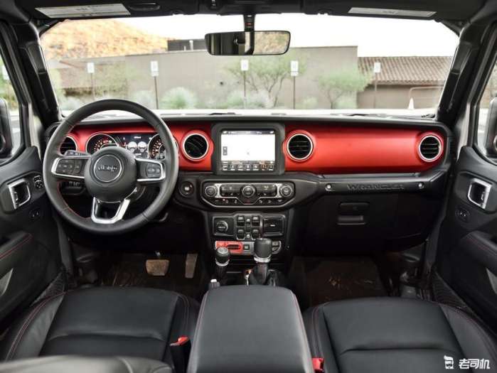 牧马人rubicon自动敞篷版试驾,jeep新牧马人rubicon海外售价