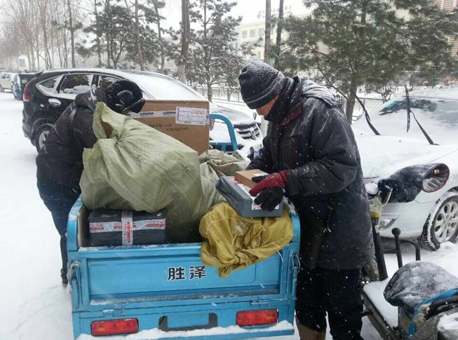 圆通快递月入八千,新手圆通快递员一般能拿多少工资