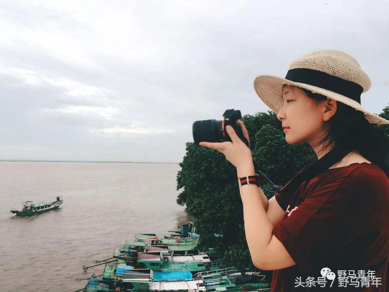 从湖南台栏目主编，到法国留学硕士，她经历的人生角色不只十种