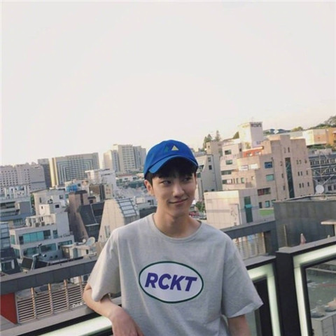 中年男人戴帽子的头像霸气,帅气图片冷酷霸气戴帽子