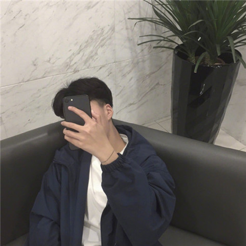 中年男人戴帽子的头像霸气,帅气图片冷酷霸气戴帽子