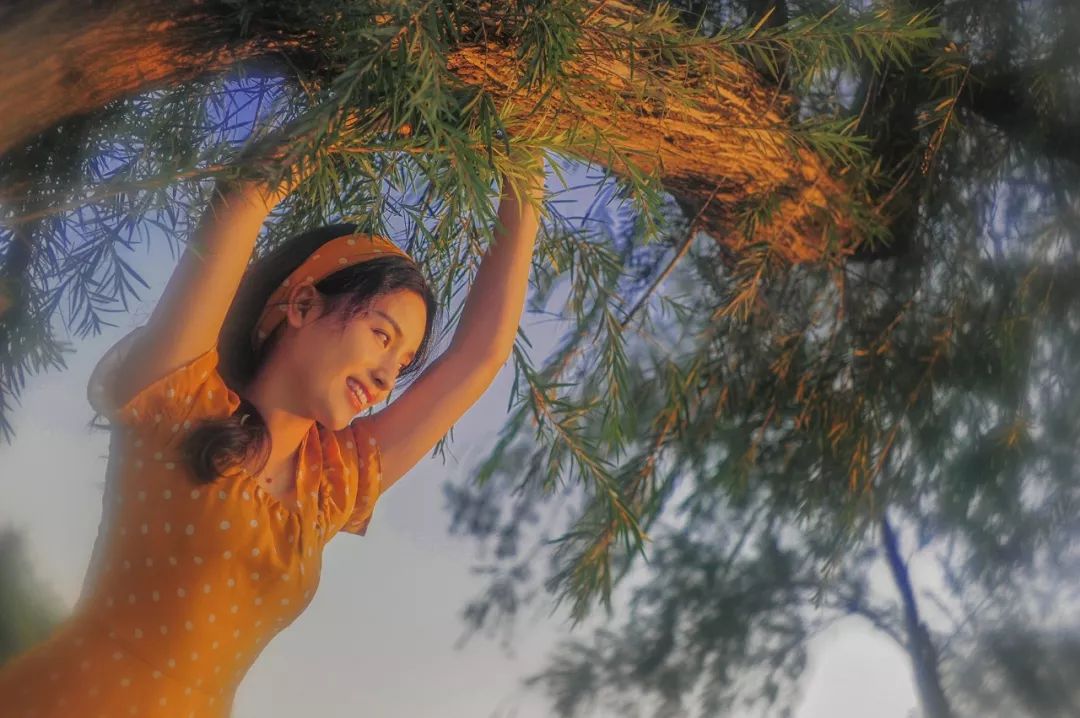 20岁玩摄影的人都混成什么样了,搞摄影的都是什么样的人