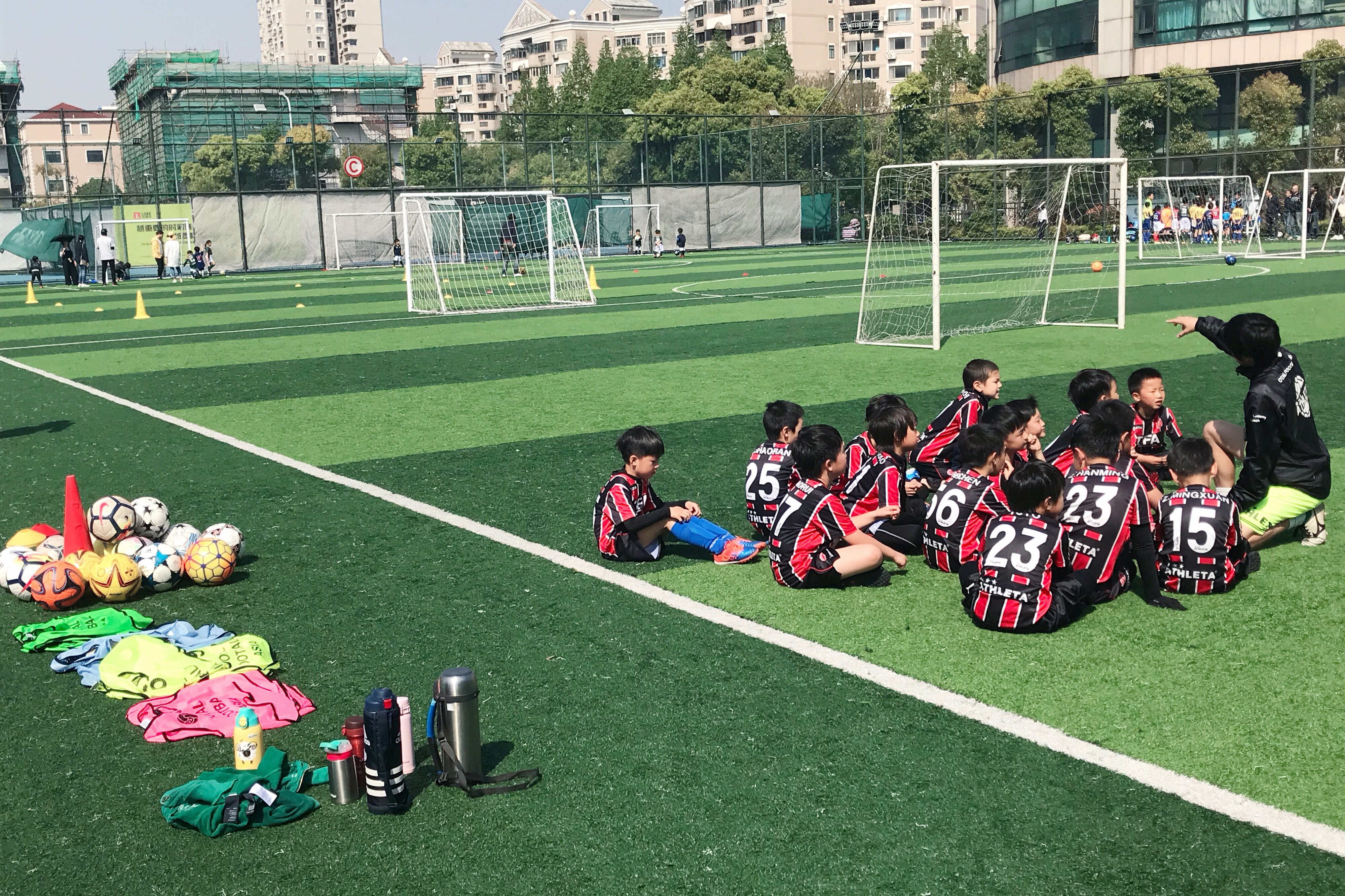 家长们，试着用“3+1”反思法，帮助你身边踢球的孩子成长吧