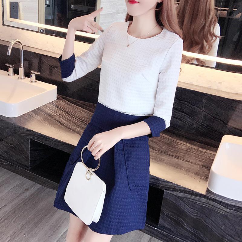 半身裙怎么穿才好看显瘦有气质,提腰线半身裙搭配图片