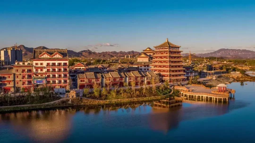 还出什么国？去了易县，等于去了全世界，不信你看！