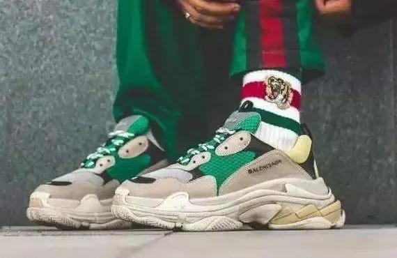 巴黎世家“辱华”：歧视你，你也不能把我怎样