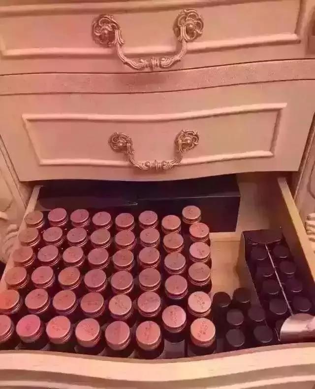 鏃ユ湰pola涓婃捣,鏃ユ湰浜虹湅pola