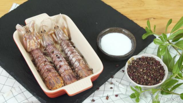 椒盐皮皮虾最简单的做法,椒盐皮皮虾最正宗的做法