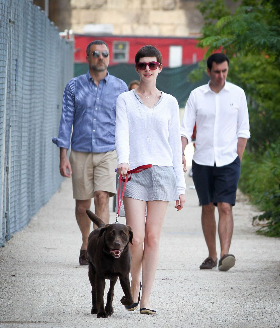 墨镜给你的脸增加了气质,墨镜啊墨镜搞笑段子