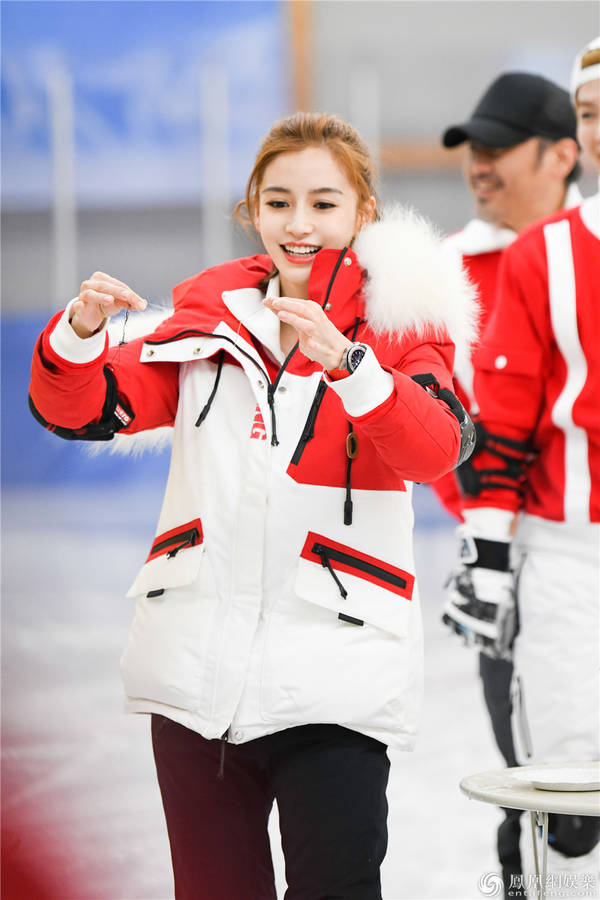 鹿晗溜冰视频集锦,鹿晗奔跑吧滑雪陈赫