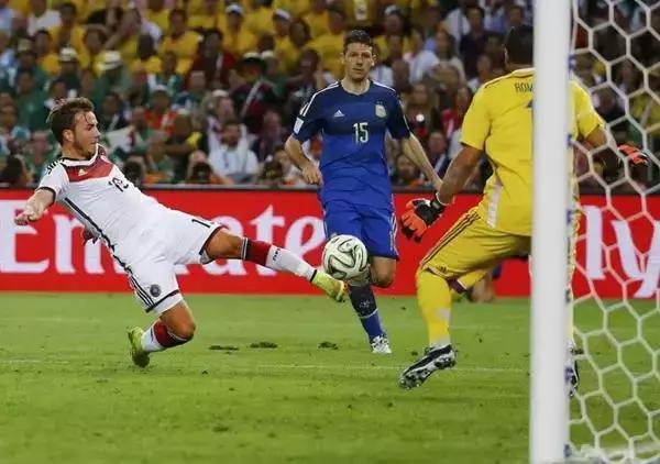 世界杯比赛换人规则,世界杯换人高光时刻