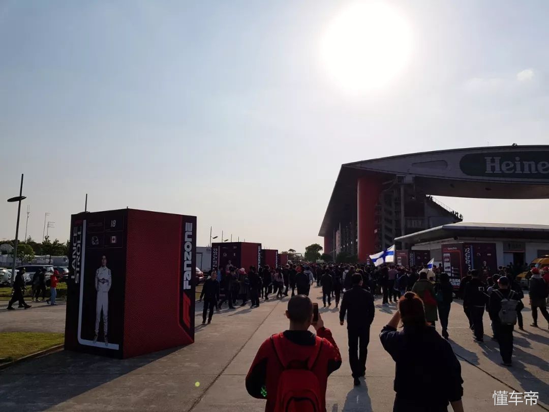 速度与激情第一次飙车视频,速度与激情美国f1大奖赛