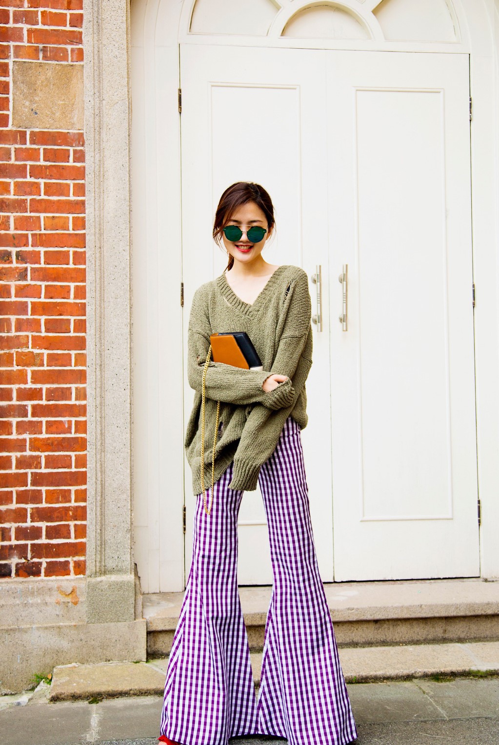 v字领搭配什么假领好看,v字领太长怎么搭