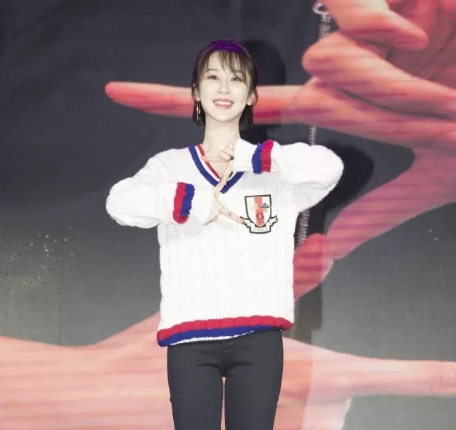 v字领怎么改好看,v字领怎样撩出褶皱