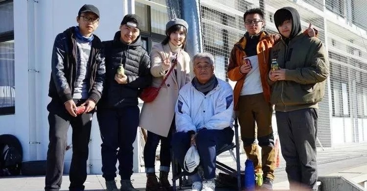 足球勋章轻质泥,足球青春的印记